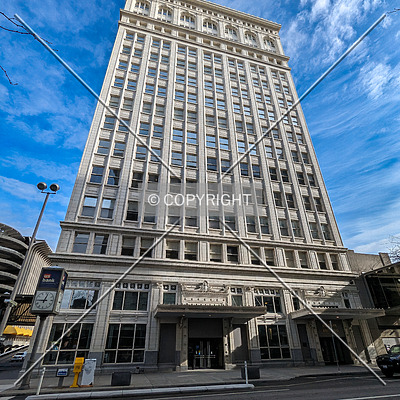 US Bank Building by Chris Patriarca
