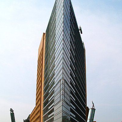 Potsdamer Platz 11 by Cesar Serrano