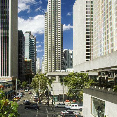 One Embarcadero Center by Pavel Toczynski