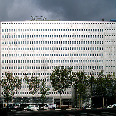 Principe de Vergara 187 by Cesar Serrano