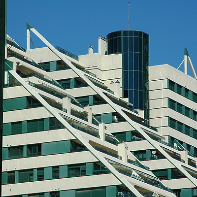 Edificio Politaria A by David Guija