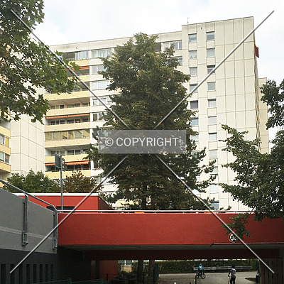 Hochhaus Mainpark 3 by Nephilim