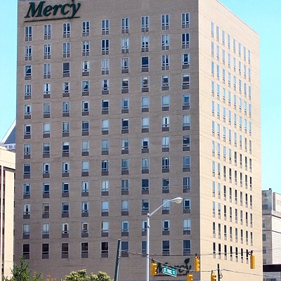 Mercy Medical Center Inpatient Tower by James Peacock