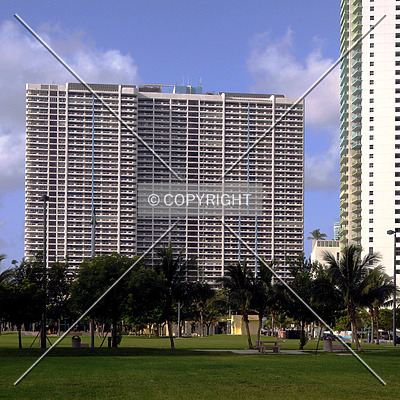 Doubletree Biscayne Bay by Jorge Molina