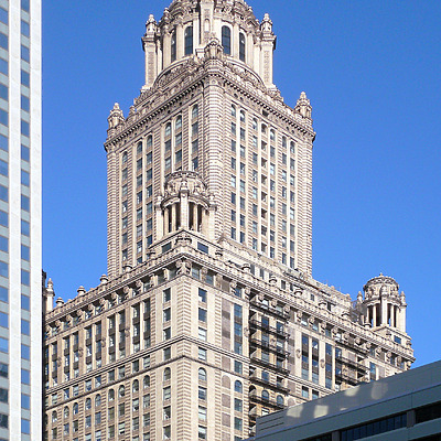 35 East Wacker Drive by Nate Lindsey