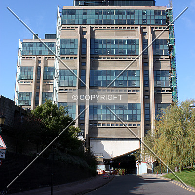 Muirhead Tower by Neil Nickolds