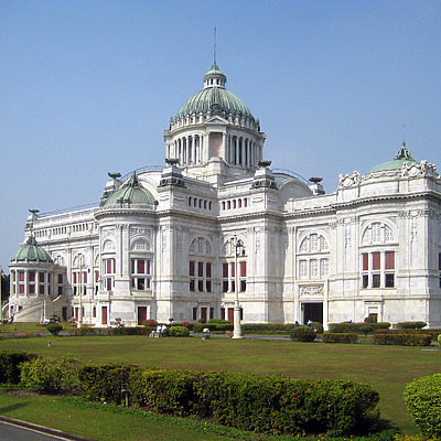 Ananta Samakhom Throne Hall by Jonathan Smith