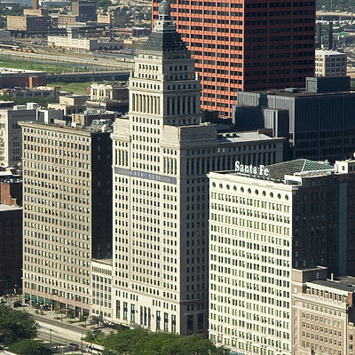 Metropolitan Tower by Pavel Toczynski