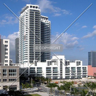 4 Midtown by Jorge Molina