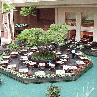 Hyatt Regency Chicago, East Tower by Daniel Kieckhefer