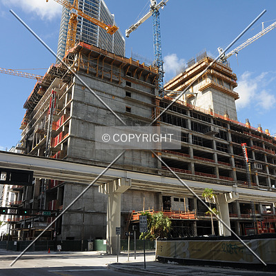 Met 2 JW Marriott Marquis by Jorge Molina