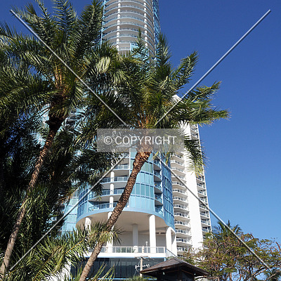 Las Olas River House by Jorge Molina