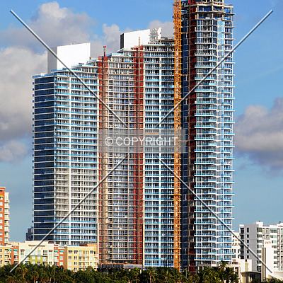 Paramount Bay at Edgewater Square by Jorge Molina