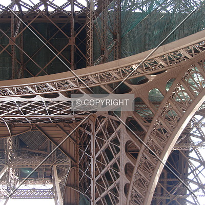 Tour Eiffel by Nephilim