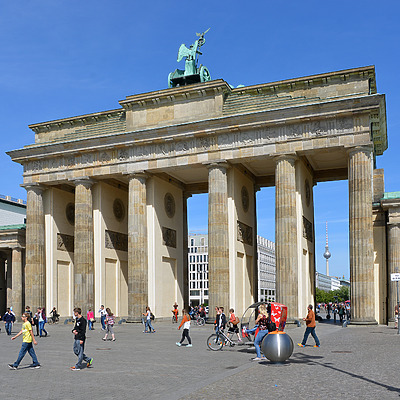 Brandenburger Tor by John W. Cahill