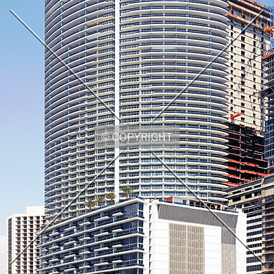 Epic Residences & Hotel by Jorge Molina