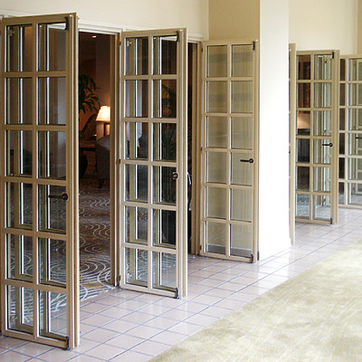 Swissôtel Chicago by Daniel Kieckhefer