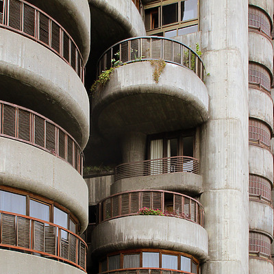 Torres Blancas by Daniel Kieckhefer