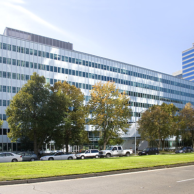 John E. Moss Federal Building by Jim Schwartz