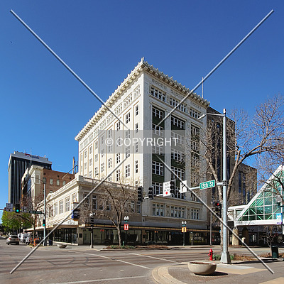 Lincoln Square Building by Ryan Hildebrand