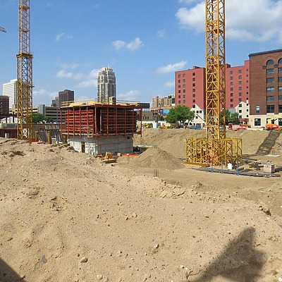 Wells Fargo 600 Tower by James Peacock