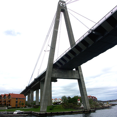 Bybrua by Marshall Gerometta