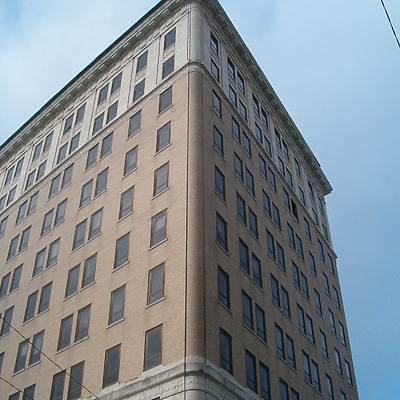 Vantage ONB Tower by Rodney Gunn