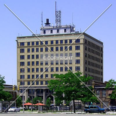 504 Broadway by Chris Patriarca