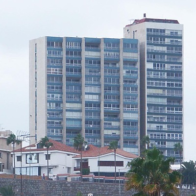 Edificio Solyvista by Huopa