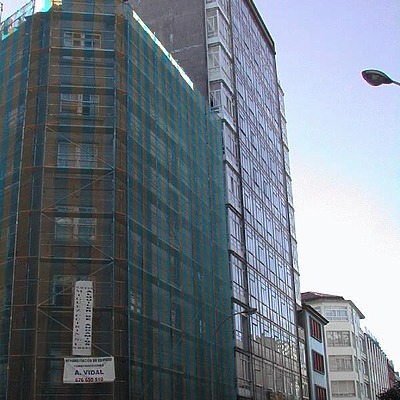 Rúa da República de el Salvador, 7 by David Guija