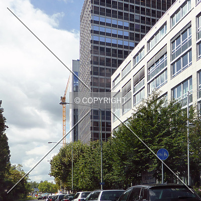 Theodor-Heuss-Allee 110 by Nephilim