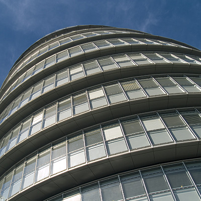 London City Hall by Cesar Serrano