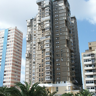 Edificio  Hdez Talavera by Huopa