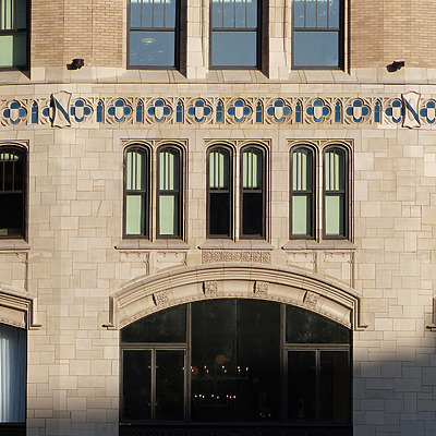 Metropolitan Building by Nate Lindsey