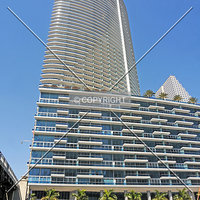 Epic Residences & Hotel by Jorge Molina