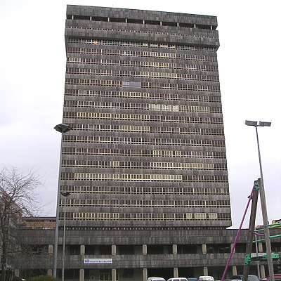 Torre de Atotxa by Mikel Allende