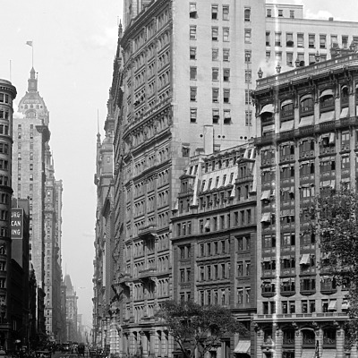 26 Broadway by Detroit Publishing Co.