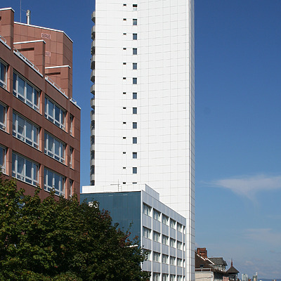 Hainer Weg 24 by Daniel Kieckhefer