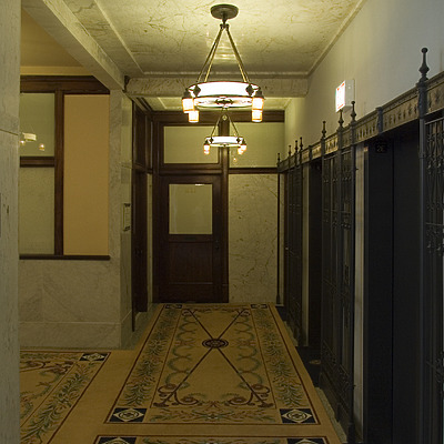 Reliance Building by Pavel Toczynski