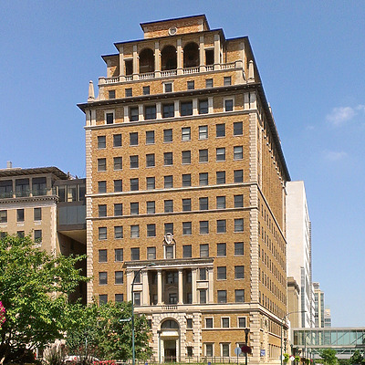 McMillan Building by Ryan Hildebrand