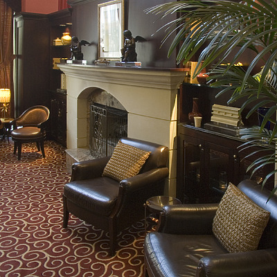 Reliance Building by Pavel Toczynski