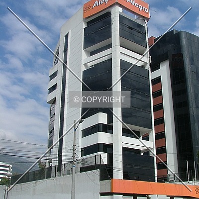 Edificio Vivaldi by Rodrigo Salas