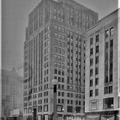 McGraw-Hill Building by Chicago History Museum, ICHi-081071; Raymond W. Trowbridge, photographer