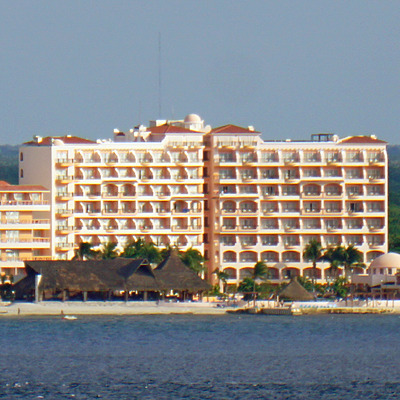 El Cozumeleno Beach Resort by Ryan Hildebrand