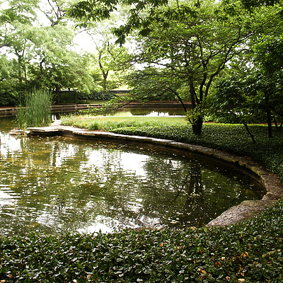 Lake Point Tower by Daniel Kieckhefer