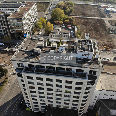 Strahlenberger Straße 123 by Nephilim