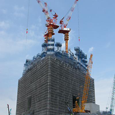 Tokyo Sky Tree by Kevin Hemphill