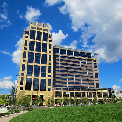 Wells Fargo 600 Tower by James Peacock