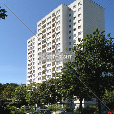 Pfannmüllerweg 40-46 by Nephilim