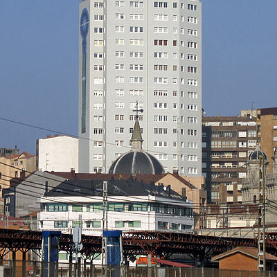 Banco Urquijo by Cesar Serrano